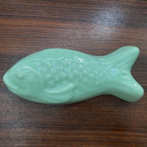 Vis Shape lime green ceramic pudding mold